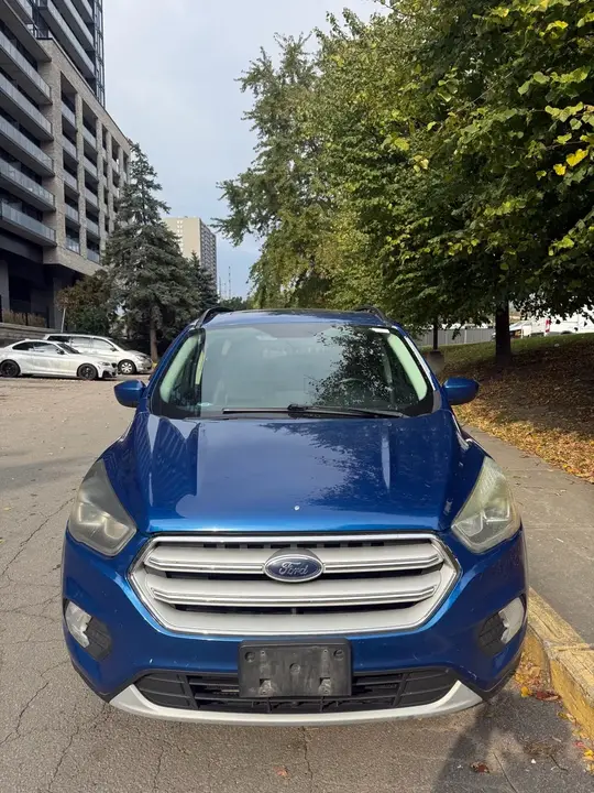 Ford Escape 2017 photo 2