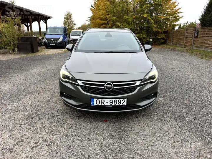 Opel Astra 2016 photo 2