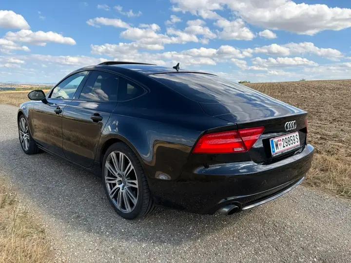 Audi A7 2011 photo 3