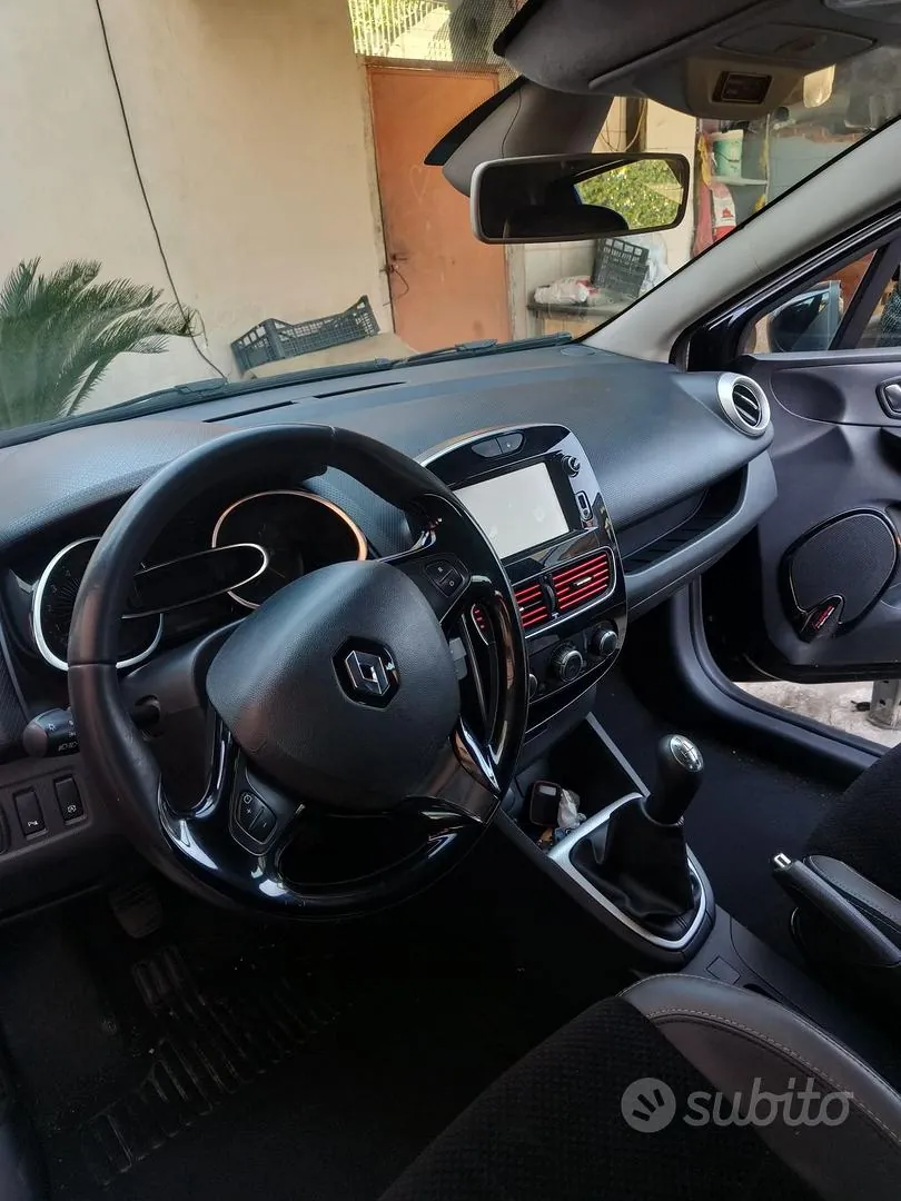 Renault Clio 2015 photo 3