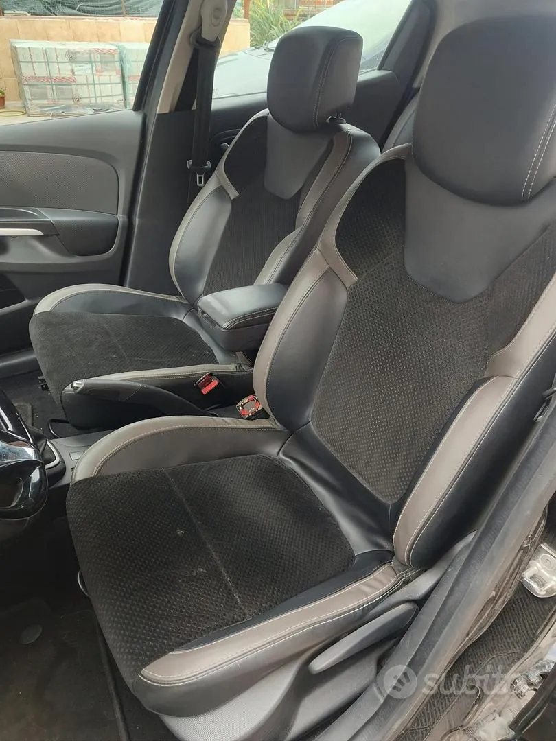 Renault Clio 2015 photo 4