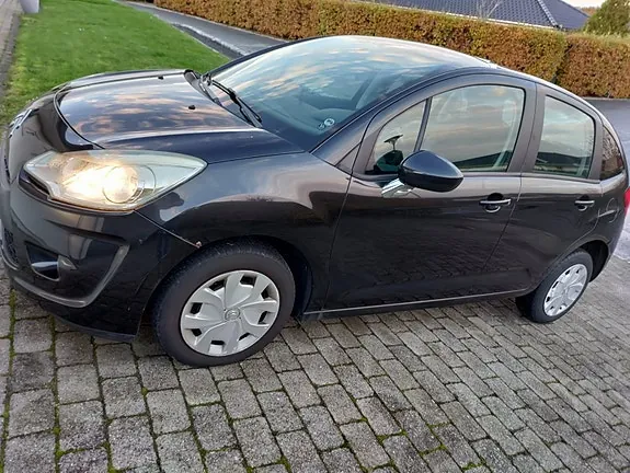 Citroen C3 2010 photo 2