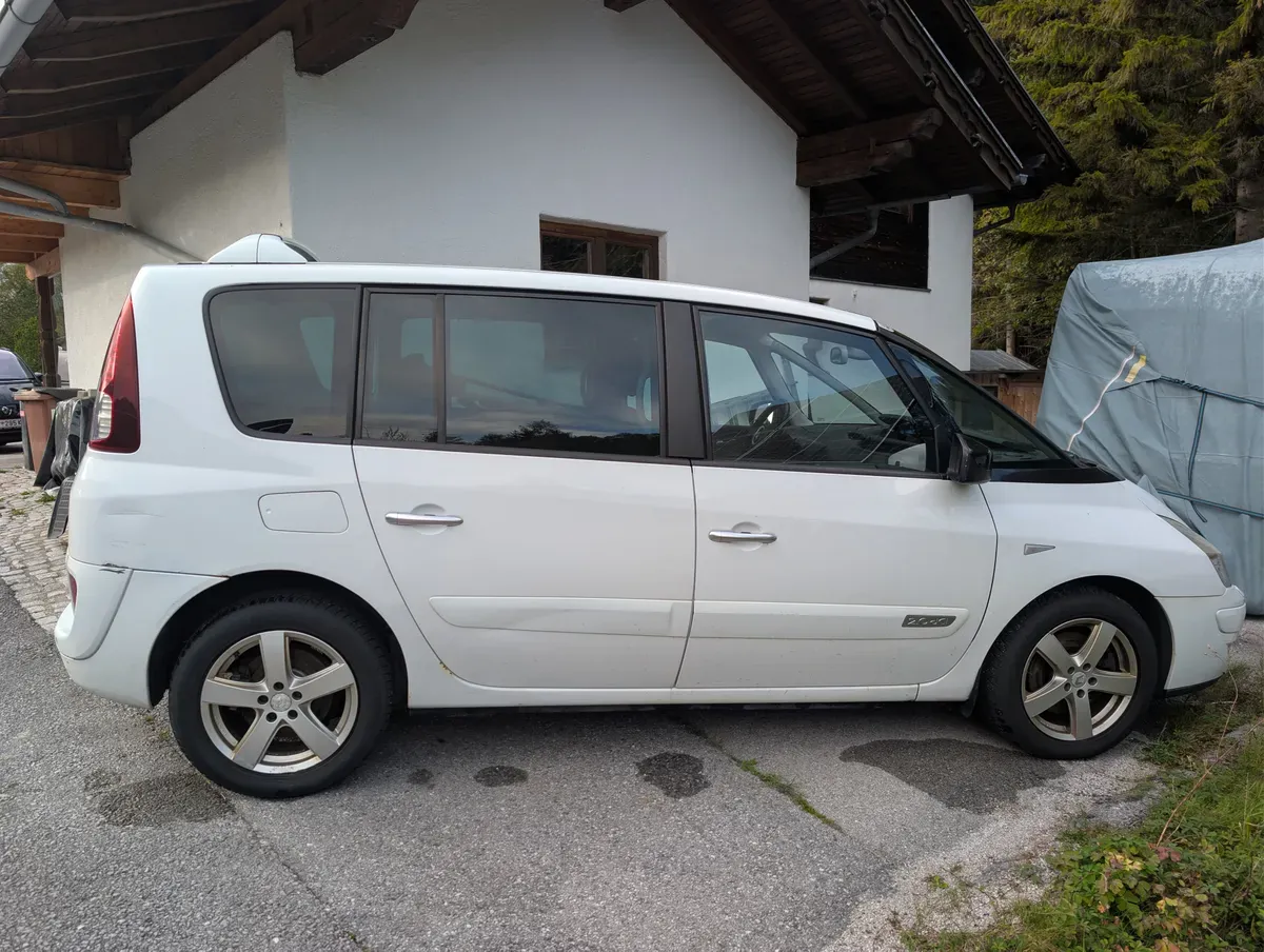 Renault Espace 2011 photo 3