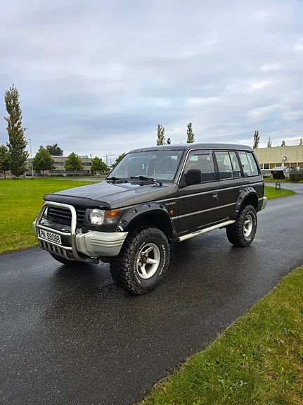Mitsubishi Pajero 1995 photo 2