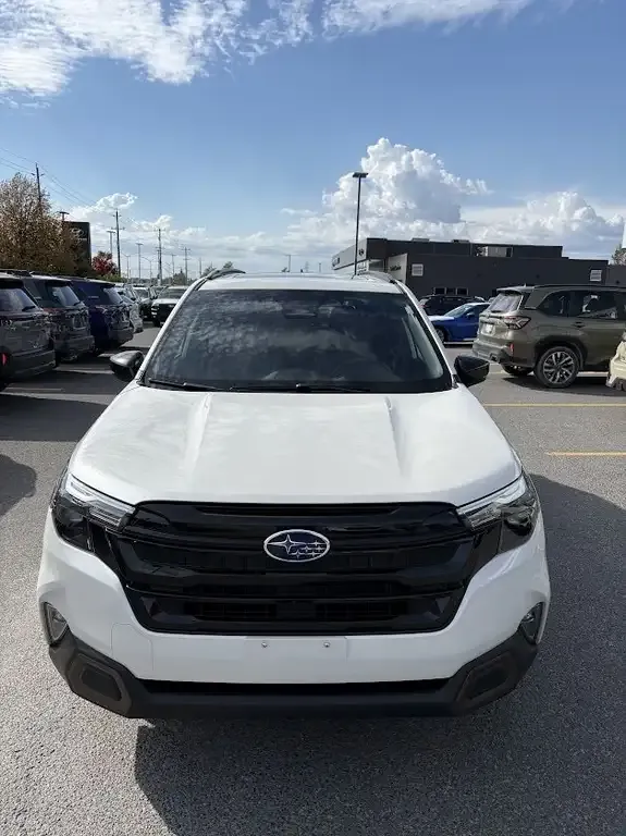 Subaru Forester 2025 photo 3
