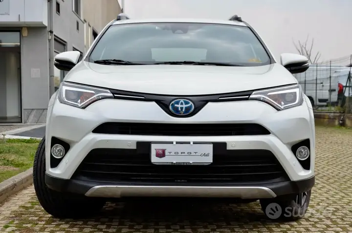 Toyota Rav4 2016 photo 2