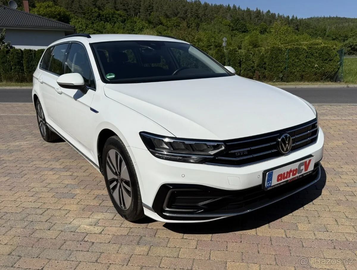 Volkswagen Passat 2021 photo 4