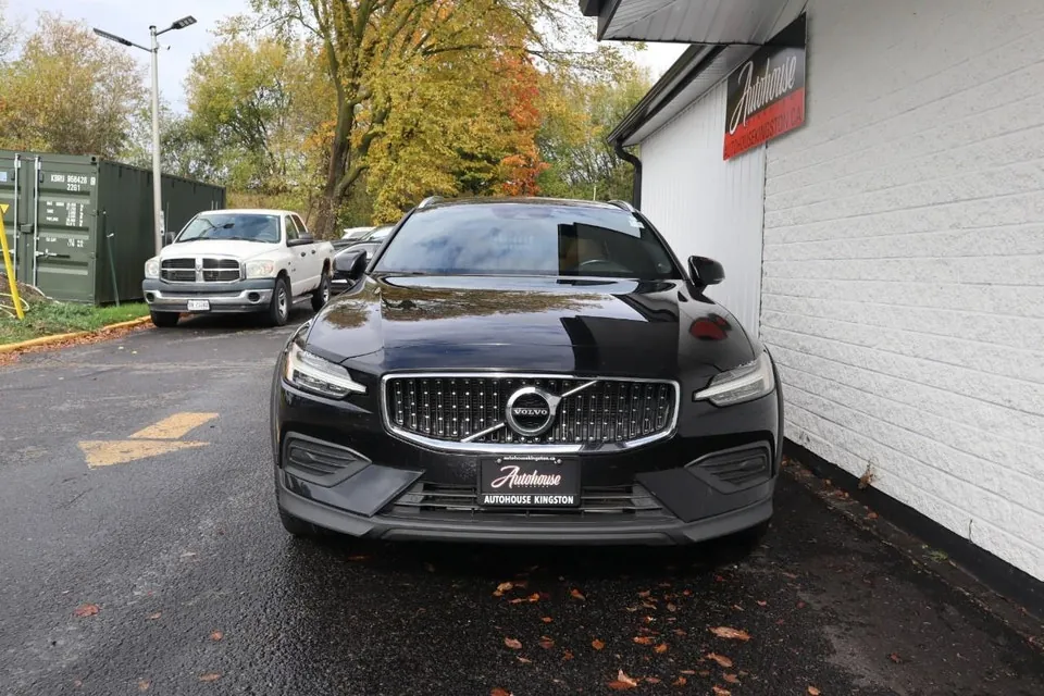 Volvo V60 2020 photo 2