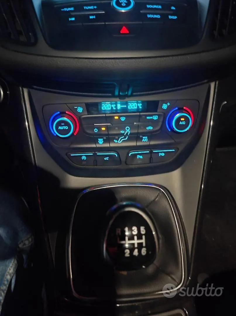 Ford Kuga 2017 photo 4