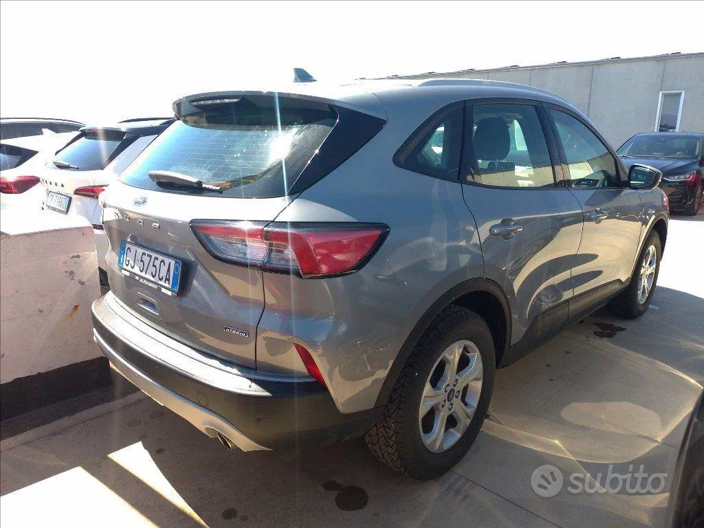 Ford Kuga 2022 photo 4