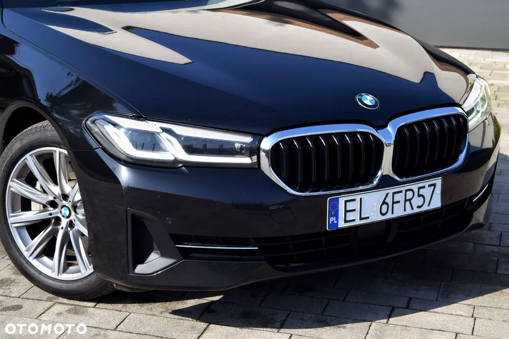 BMW 5 2022 photo 4
