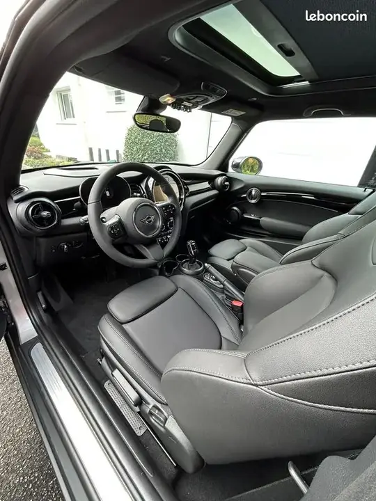 Mini Mini Cooper 2023 photo 3