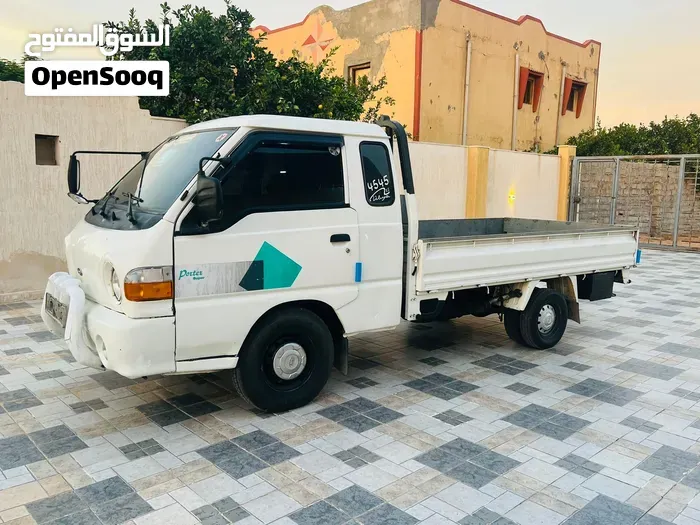 Hyundai H 100 2001 photo 3