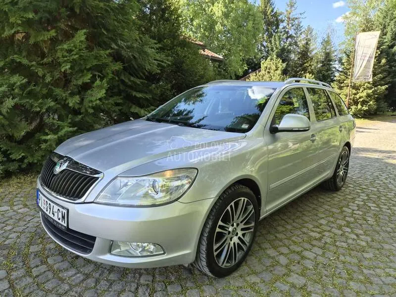 Skoda Octavia 2011 photo 3