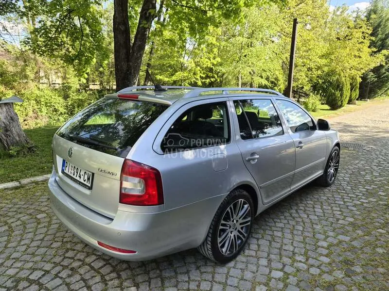 Skoda Octavia 2011 photo 5