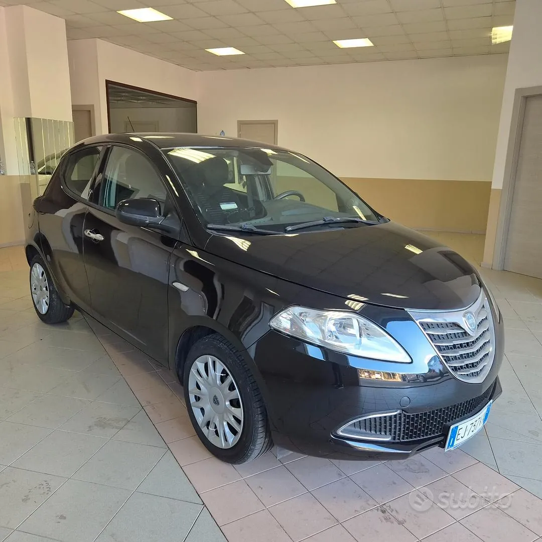 Lancia Ypsilon 2011 photo 3