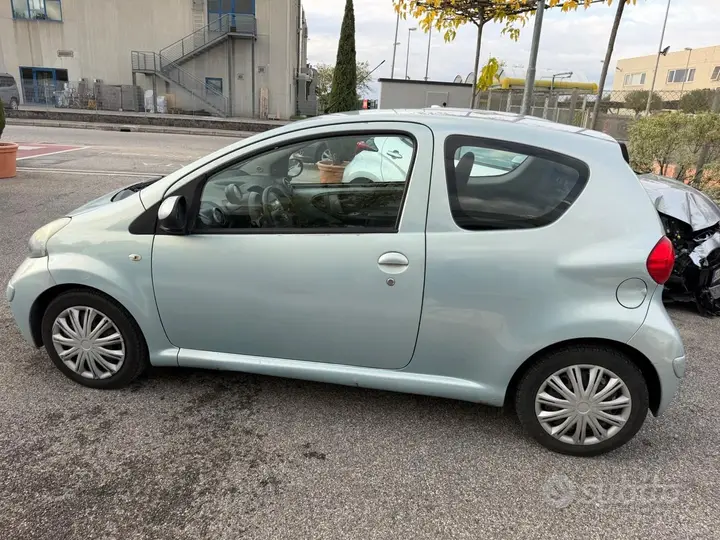 Toyota Aygo 2007 photo 5