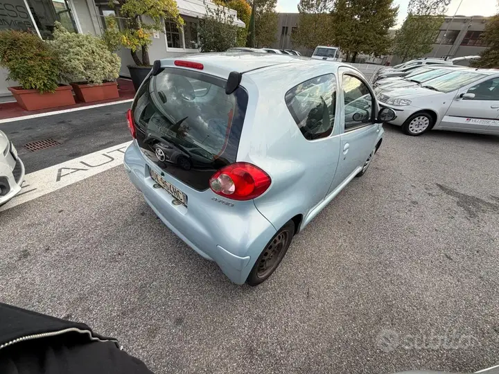 Toyota Aygo 2007 photo 2