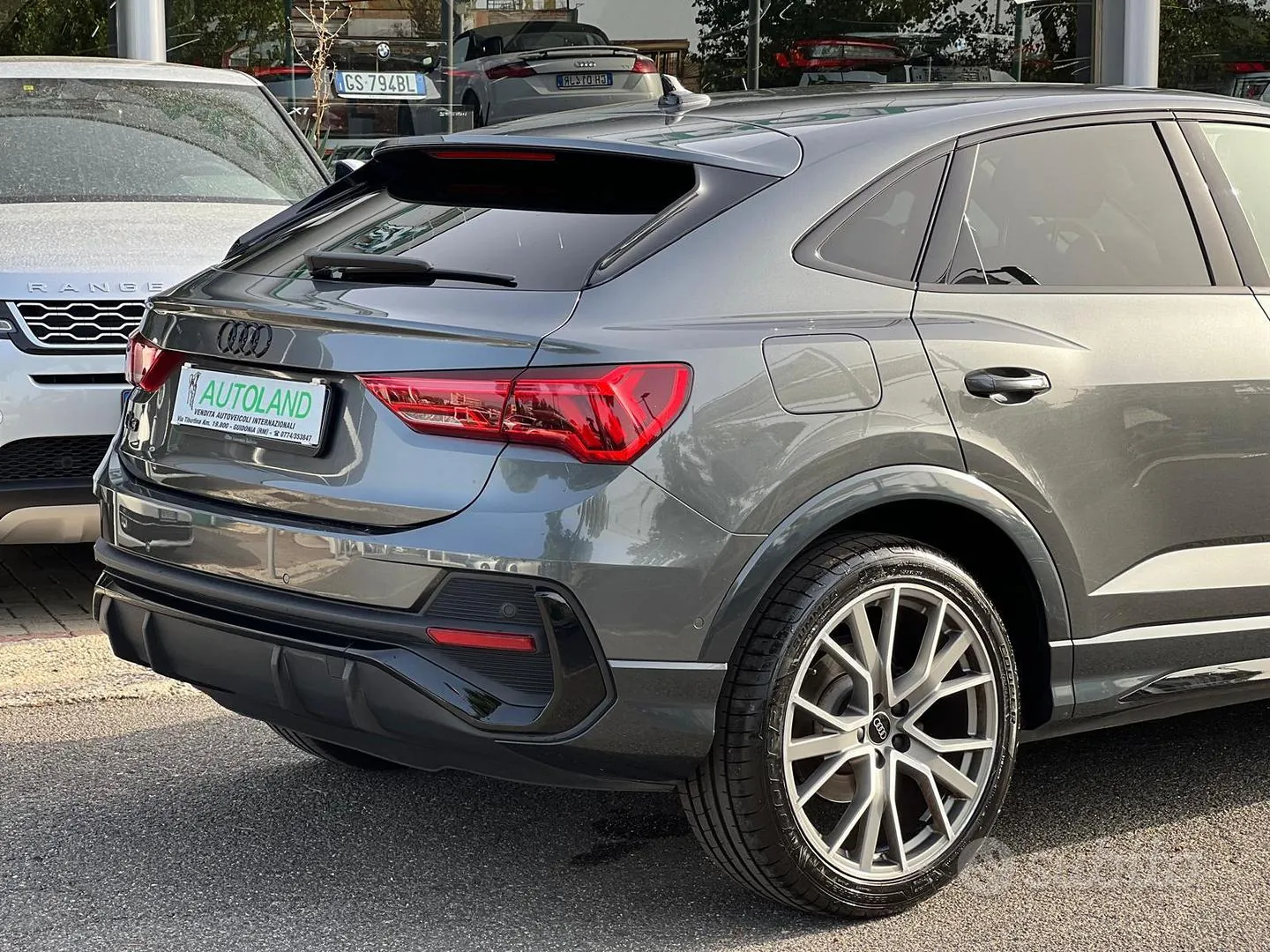 Audi Q3 2023 photo 4
