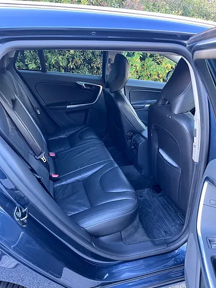 Volvo V60 2012 photo 4