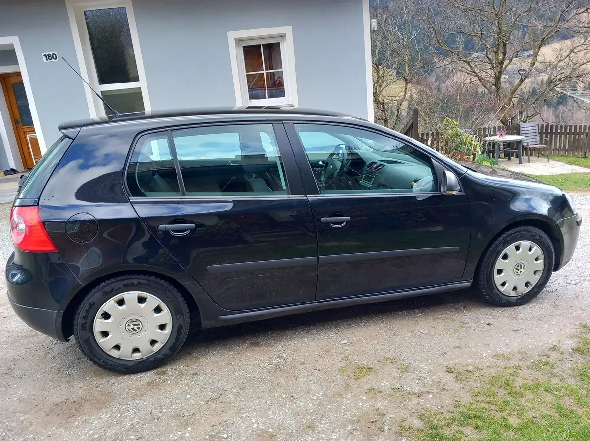 Volkswagen Golf 2008 photo 2