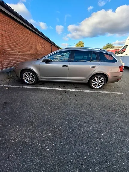 Skoda Octavia 2018 photo 2