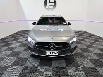 Mercedes-Benz A250 2018 photo 3