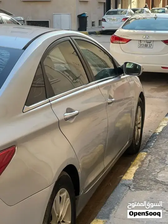 Hyundai Sonata 2012 photo 3