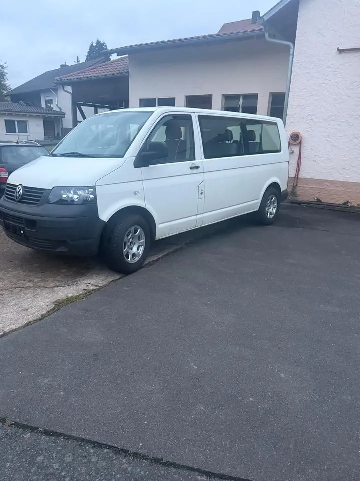 Volkswagen T5