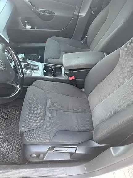 Volkswagen Passat 2009 photo 4