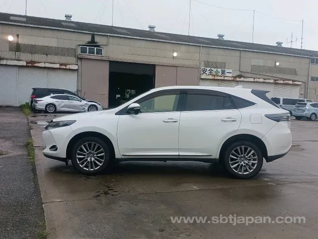Toyota Harrier 2014 photo 4