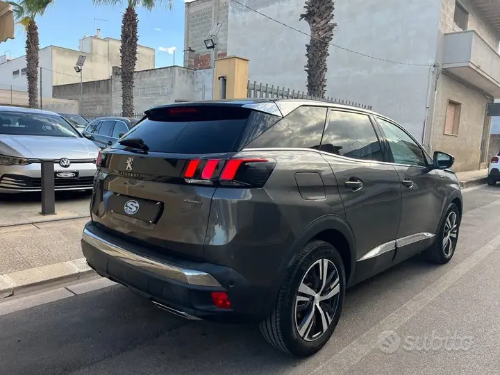 Peugeot 3008 2020 photo 4