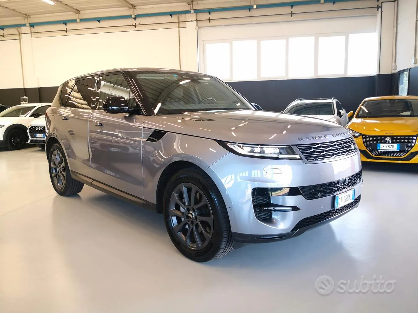 Land Rover Range Rover Sport 2024 photo 3