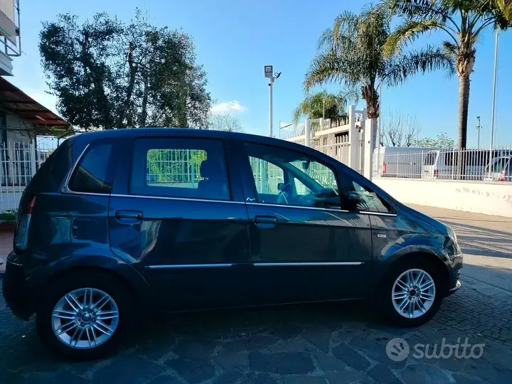 Lancia Musa 2009 photo 3