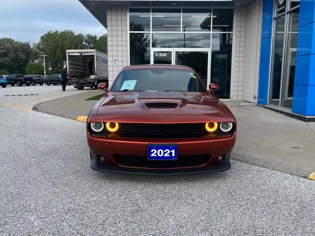 Dodge Challenger 2021 photo 2