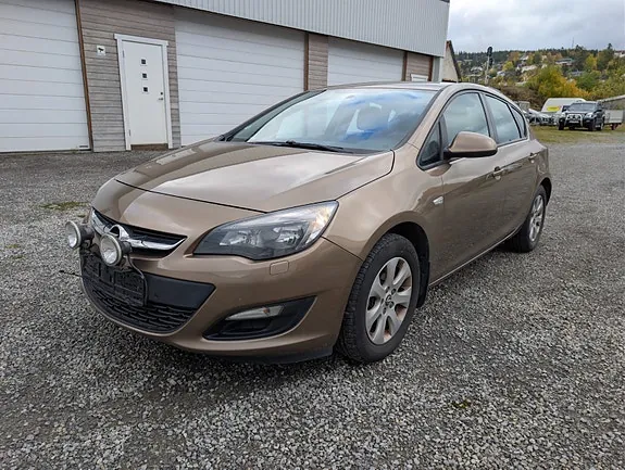 Opel Astra 2014 photo 3