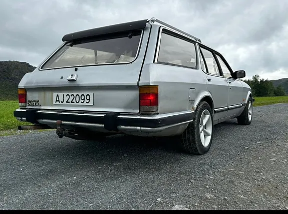 Ford Granada 1984 photo 5