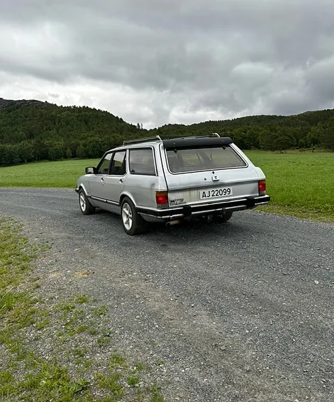 Ford Granada 1984 photo 3