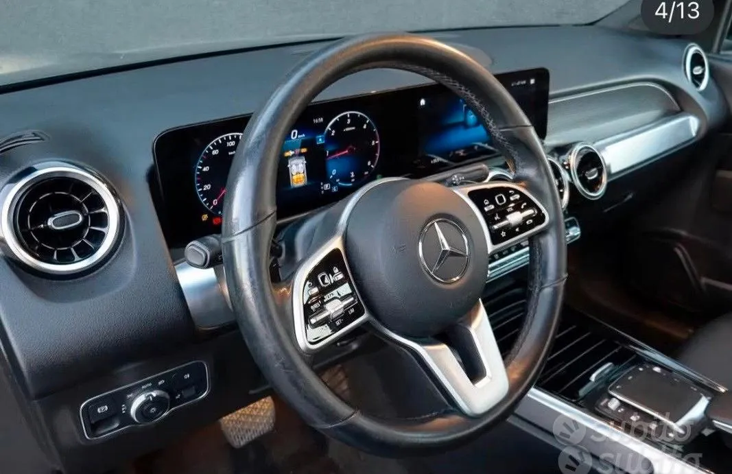 Mercedes-Benz Glb