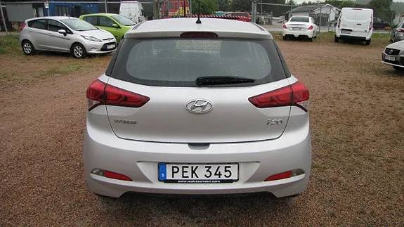 Hyundai I20 2017 photo 3