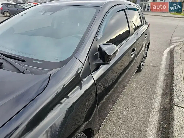 Toyota Corolla 2017 photo 4