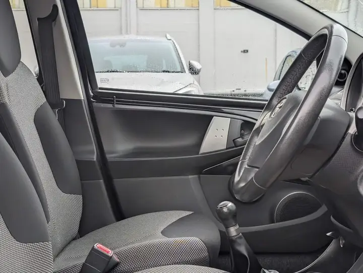 Toyota Aygo 2012 photo 5