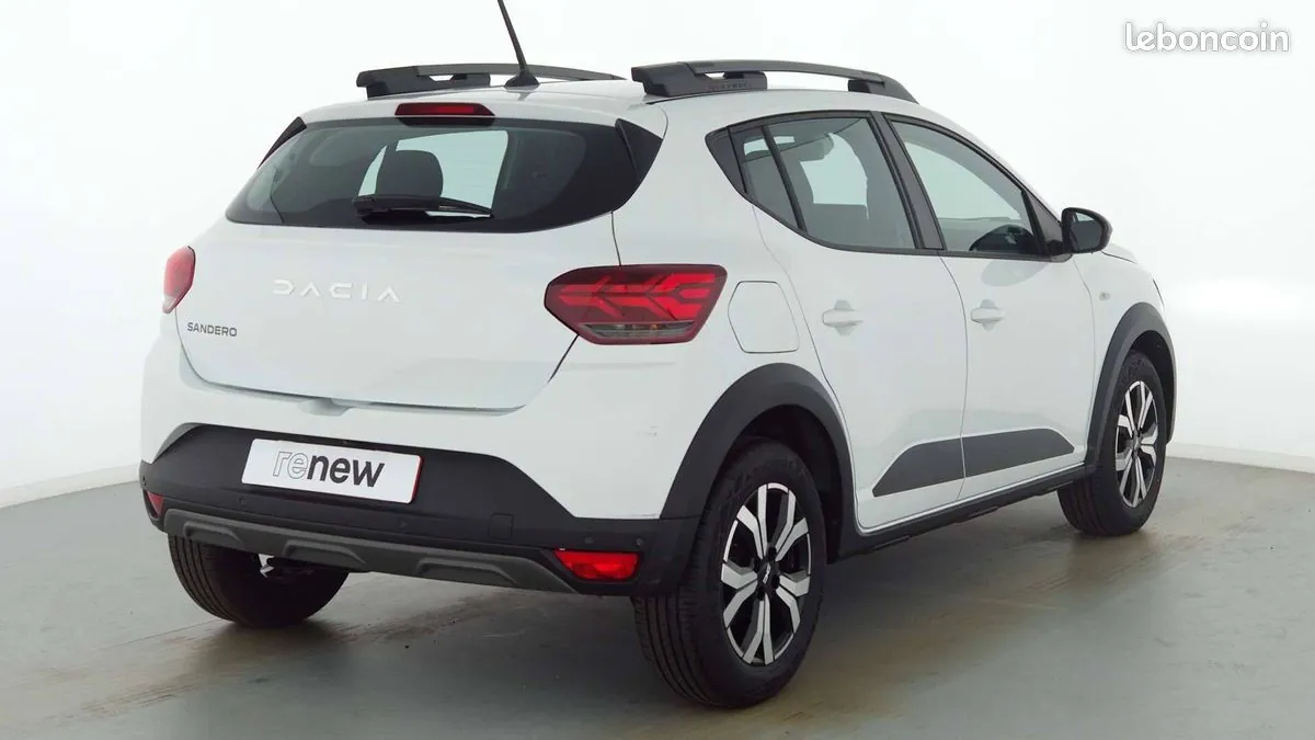 Dacia Sandero 2024 photo 2