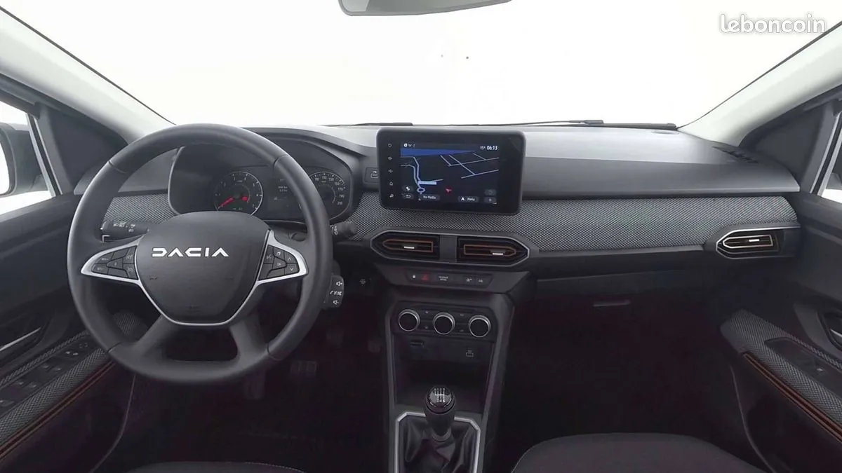 Dacia Sandero 2024 photo 3