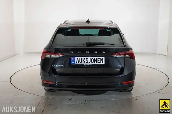 Skoda Octavia 2024 photo 5