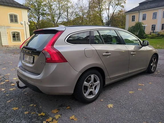 Volvo V60 2011 photo 5