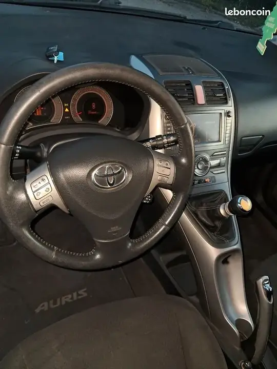 Toyota Auris 2007 photo 3