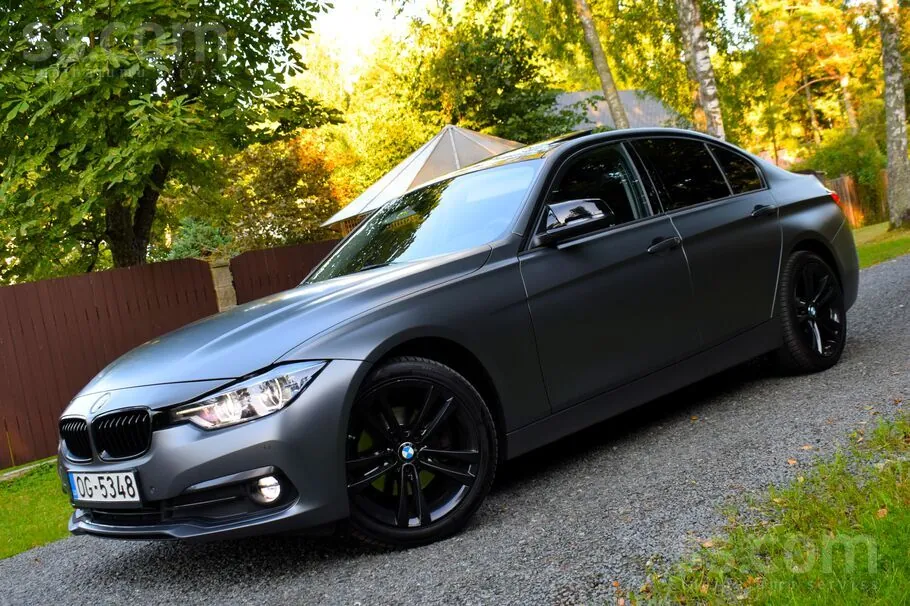 BMW F30 2016 photo 4