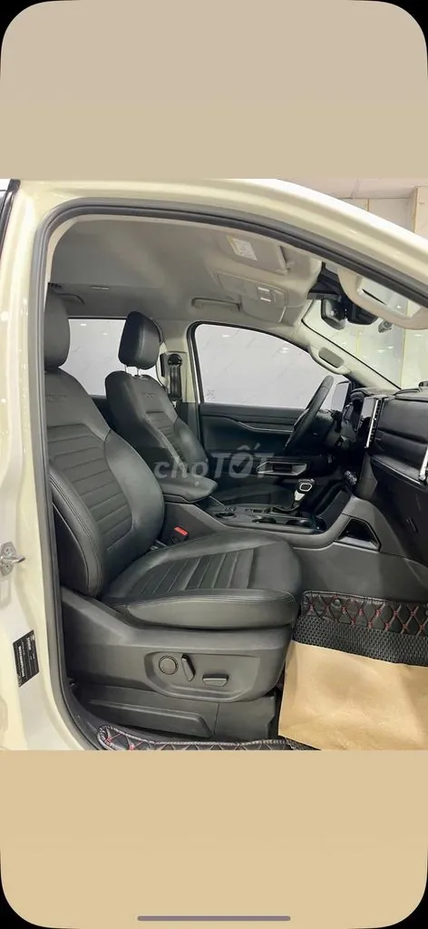 Ford Everest 2024 photo 4