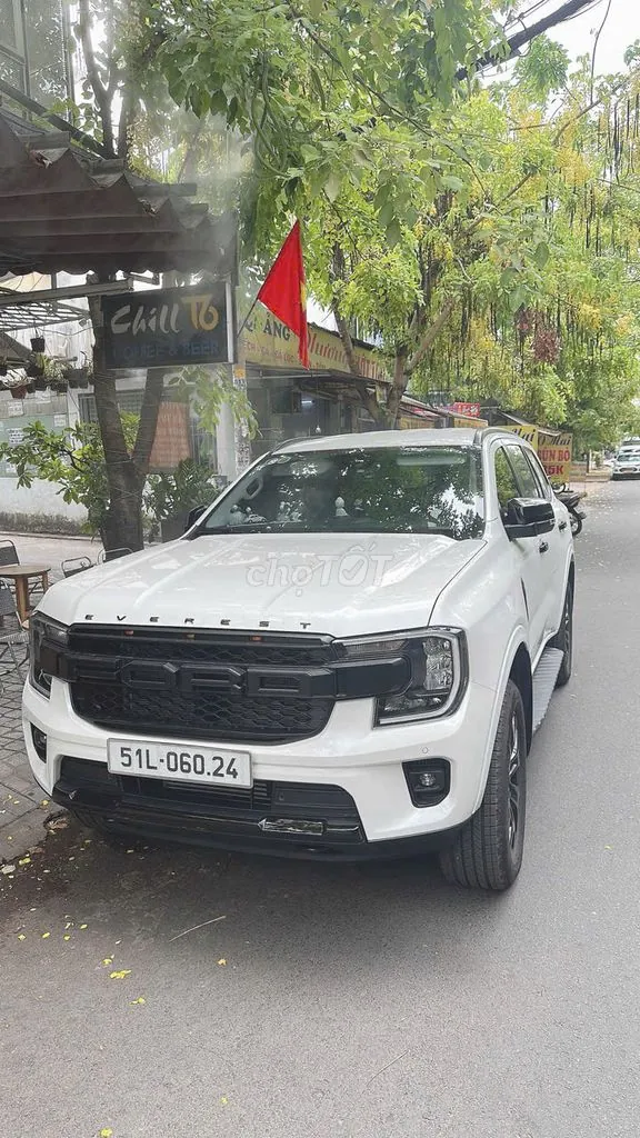 Ford Everest 2024 photo 2